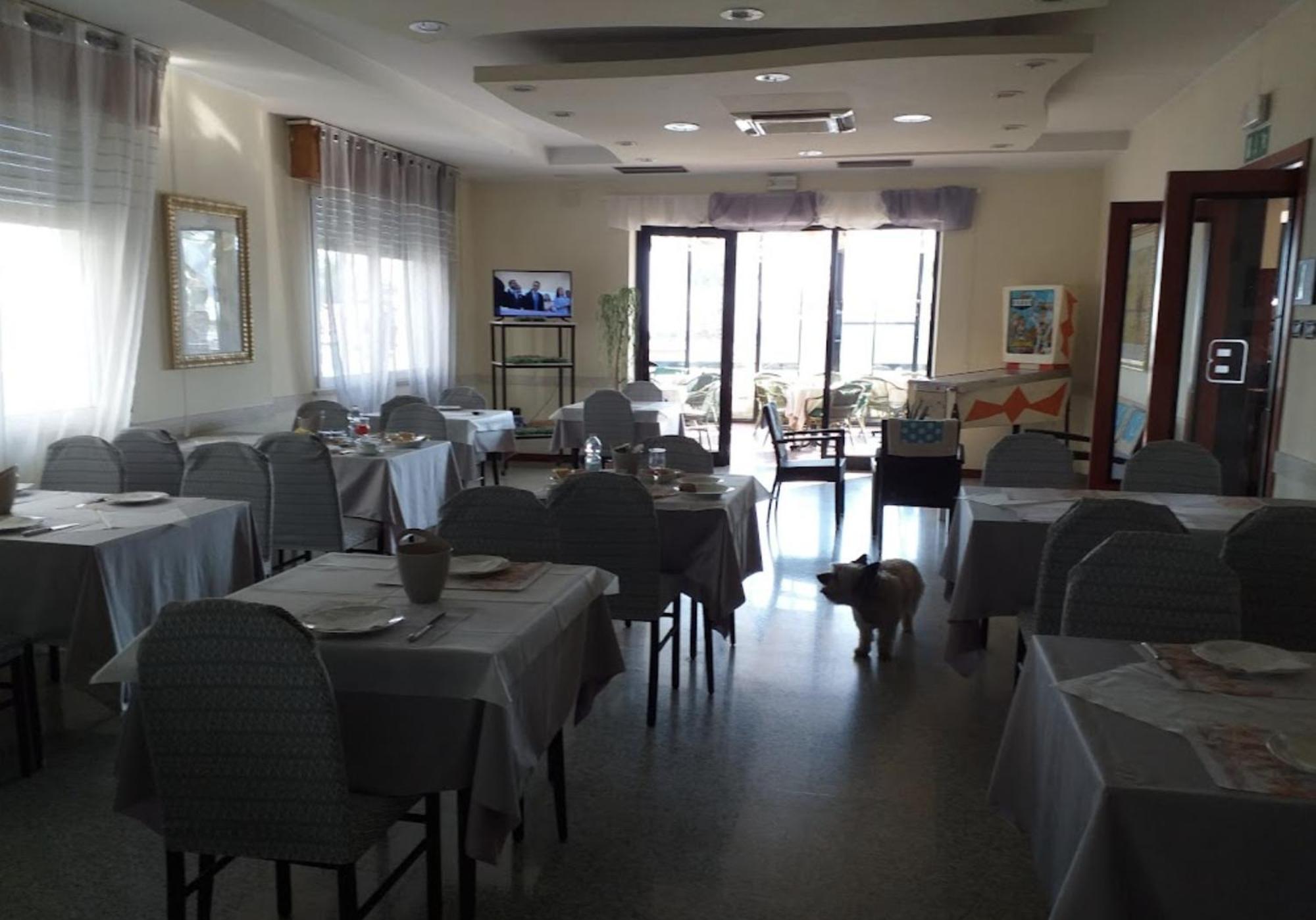 Hotel Bonaria Rimini Eksteriør bilde